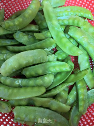 肉片炒荷兰豆步骤3