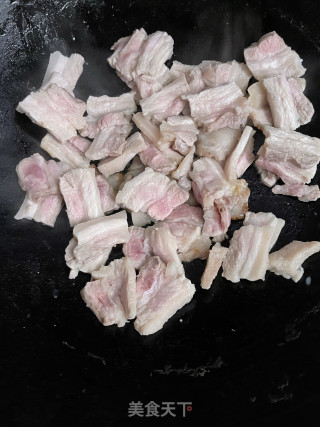 莲藕青椒炒五花肉步骤4