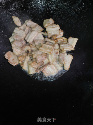 莲藕青椒炒五花肉步骤5