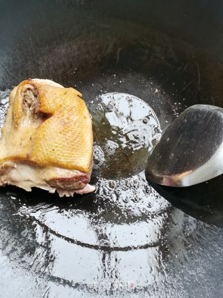 莲藕酸梅烧鸭步骤4