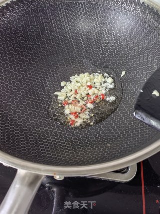 蒜蓉蚝汁生菜步骤5