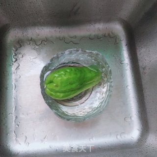 五花肉炒佛手瓜步骤1