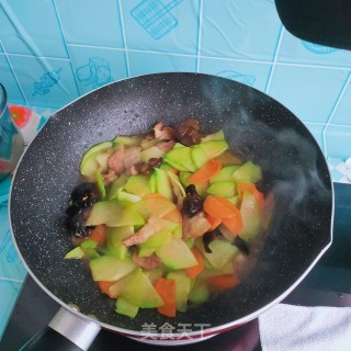 五花肉炒佛手瓜步骤12
