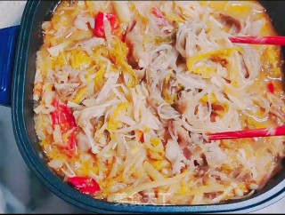 酸菜肥牛粉丝煲步骤11