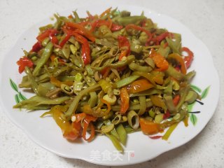 尖椒炒眉豆步骤6