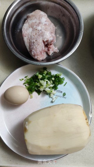莲藕丸子步骤1