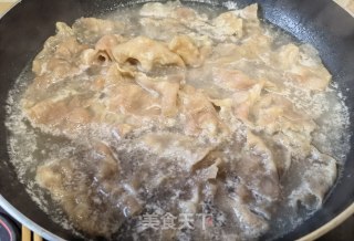 牛肉卷豆芽煮粉条步骤2