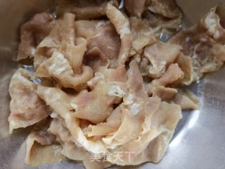 牛肉卷豆芽煮粉条步骤3