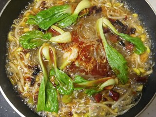 牛肉卷豆芽煮粉条步骤13