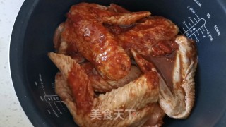 电饭锅焖鸡翅步骤7