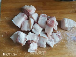 茭白红烧肉步骤2