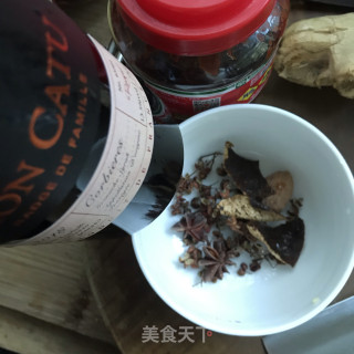 辣皮子红酒炖牛肉步骤4