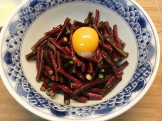 长豆角这样做鲜香软糯非常好吃～粉蒸长豆角步骤3