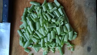 梅干菜炒豆角步骤1
