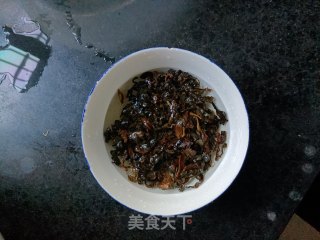 梅干菜炒豆角步骤3