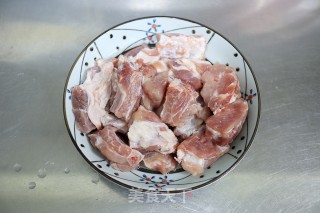 风味啤酒炖排骨步骤1