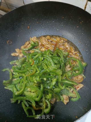 甜椒肉丝步骤2
