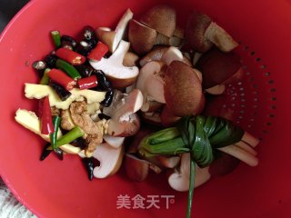 四季豆烧排骨步骤3