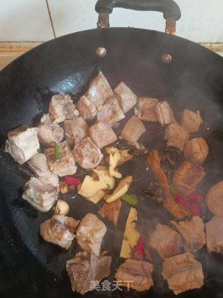四季豆烧排骨步骤5