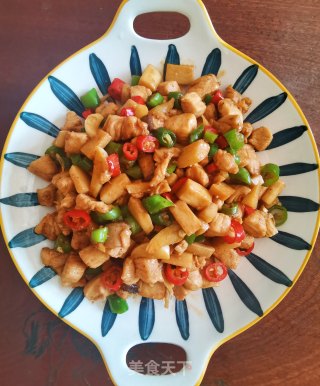 杏鲍菇炒鸡丁步骤13