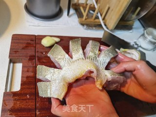 清蒸黄鱼步骤4