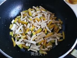 南瓜炒豆腐步骤4