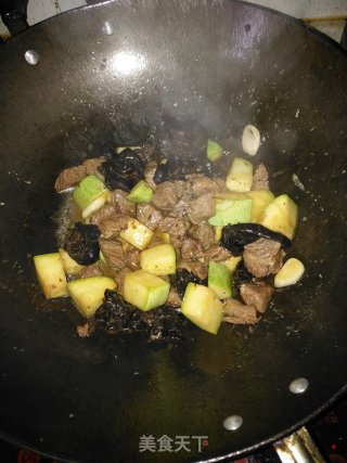 菜瓜炒牛肉粒步骤10