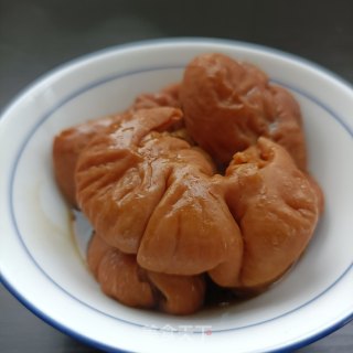 酸菜肥肠煲步骤1