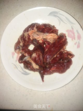 低脂高蛋白：芹菜炒牛肉步骤2