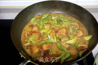 红烧肉炖油豆角步骤10