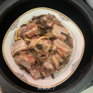 鹿茸菇蒸排骨步骤7