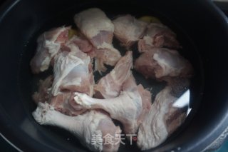 芋头烧鸭腿步骤4