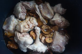 芋头烧鸭腿步骤11