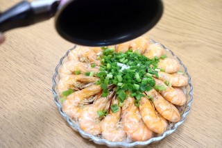 粉丝蒸虾步骤8