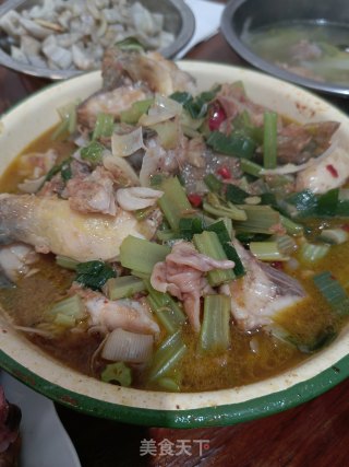 芹菜烧鱼步骤5