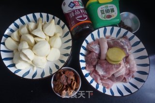 茨菇炖肉步骤1