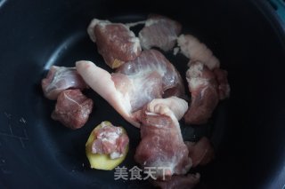 茨菇炖肉步骤6