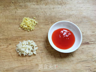 番茄炒花菜步骤3
