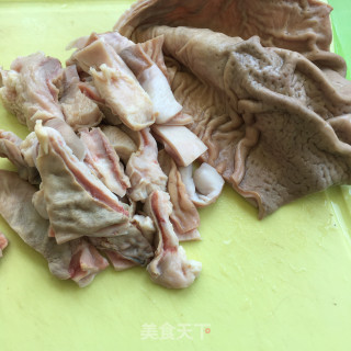 干锅猪肚步骤1