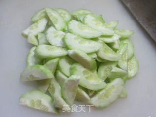 煎鸡蛋炒黄瓜步骤3