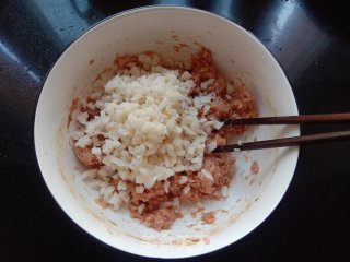 莲藕糯米丸子步骤5
