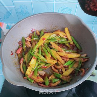 芹菜香辣虾步骤19