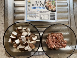 橄榄菜煮豆腐步骤1