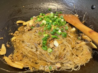 橄榄菜炒粉丝步骤8
