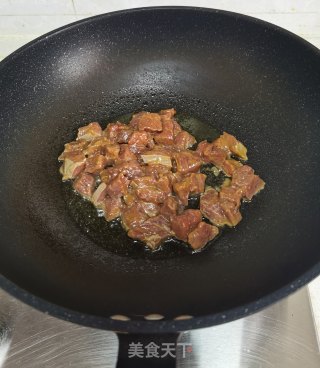 秋葵炒牛肉丁步骤9