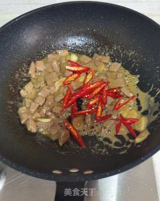 秋葵炒牛肉丁步骤11