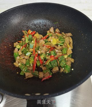 秋葵炒牛肉丁步骤14