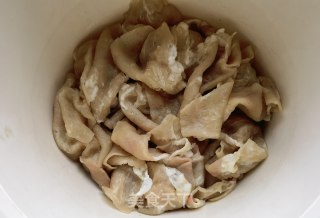 螺蛳肥牛煲步骤3