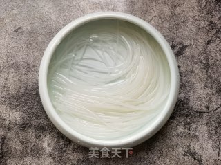 螺蛳肥牛煲步骤4