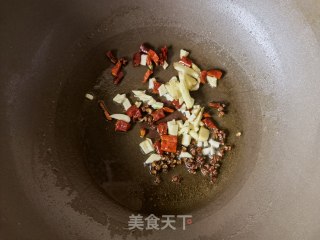 荷兰豆烩豆腐皮步骤5